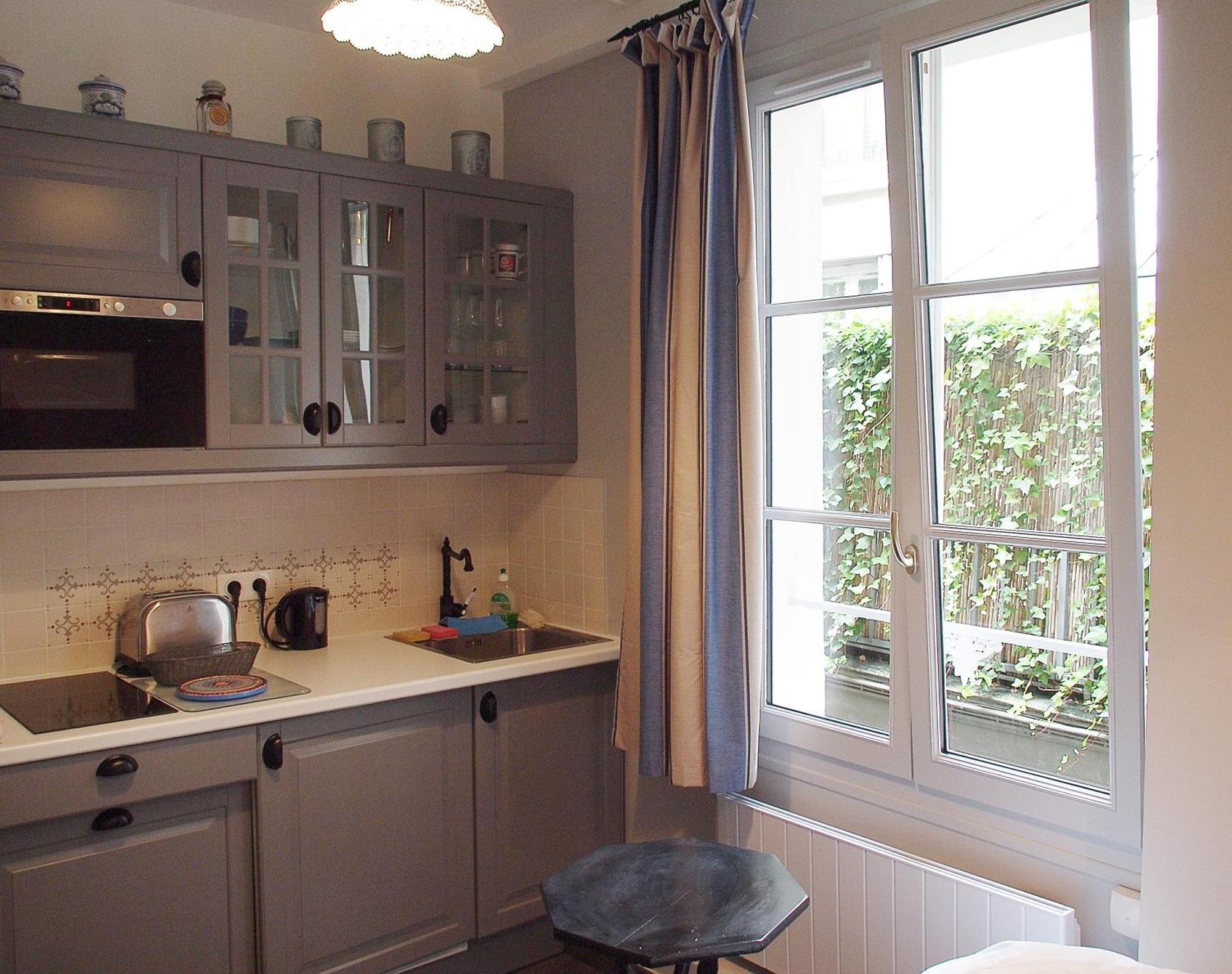 Appartement Petit - Oasis In Marais