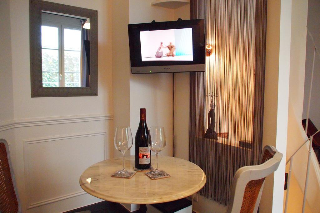 Petit - Oasis In Marais Appartement